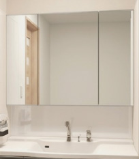 収納付き三面鏡